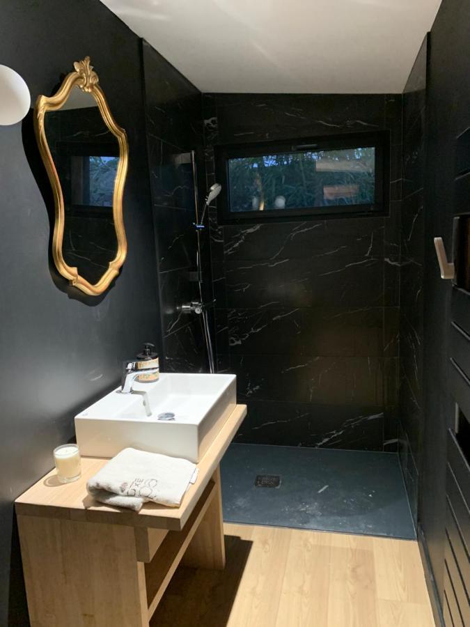 Adorable Guest House Au Calme A 3 Min Du Port ヴァンヌ エクステリア 写真